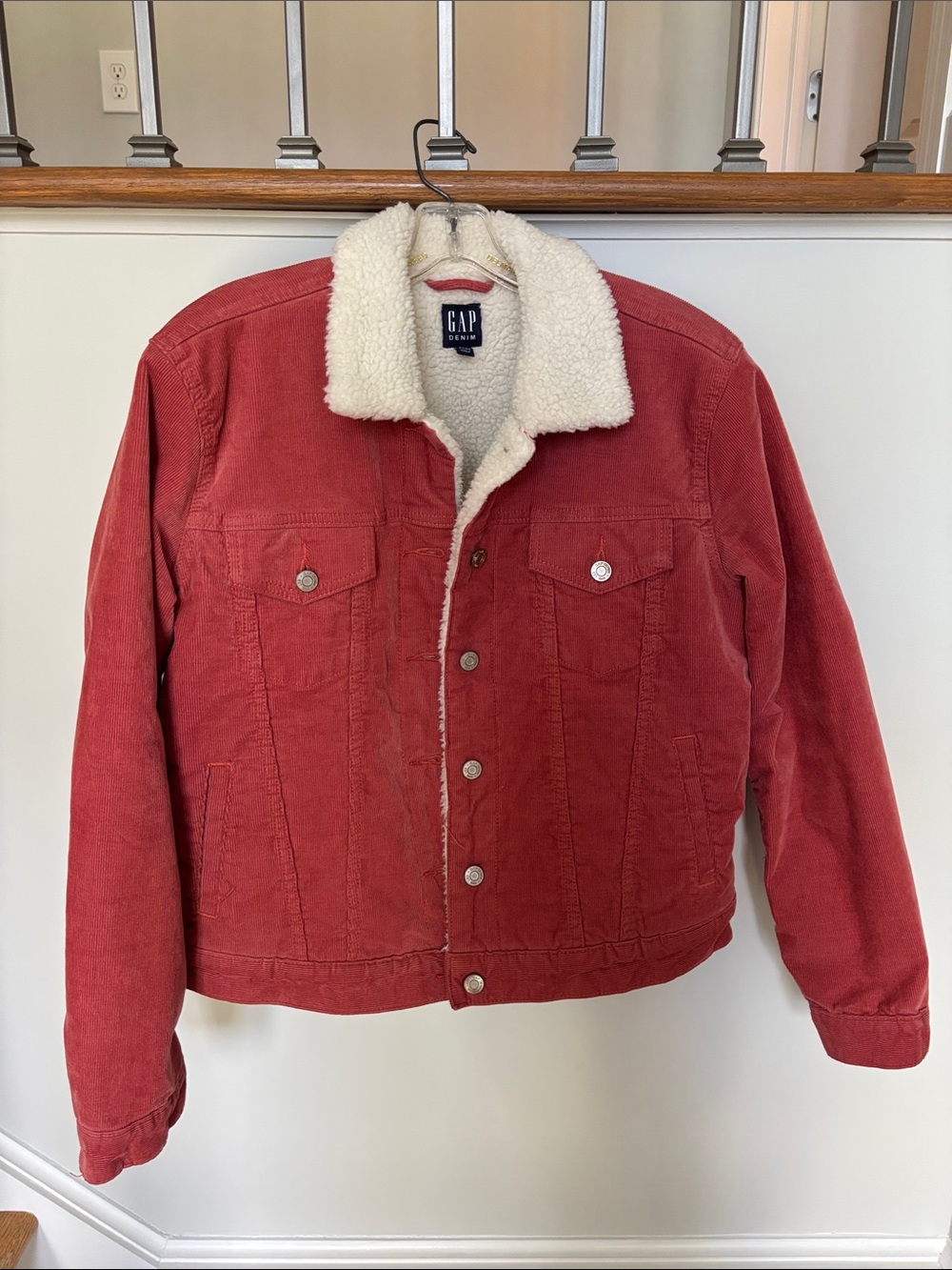 GAP woman’s Corduroy trucker Jacket with Cream Sherpa lining